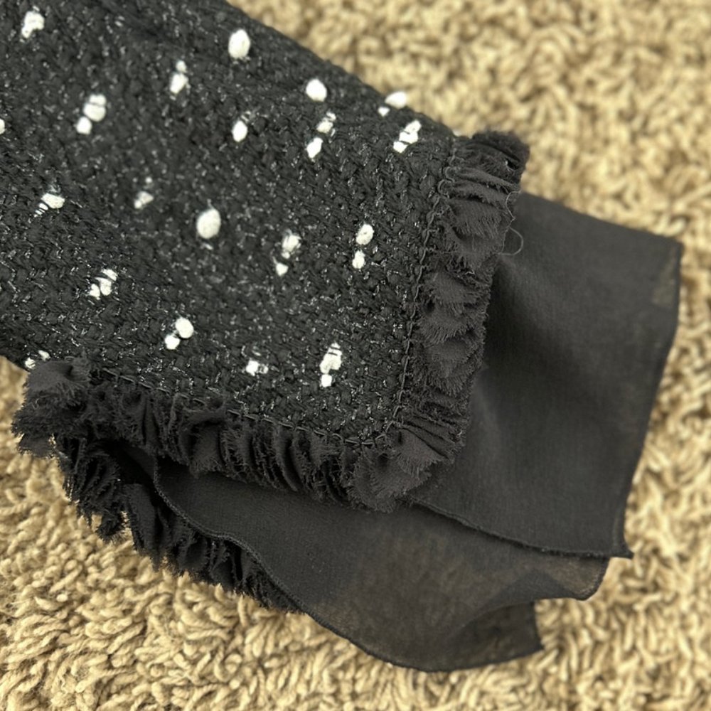 Impeccable Vintage Escada Skirt and Tweed Jacket Set Black with White Accents - Picture 6 of 11